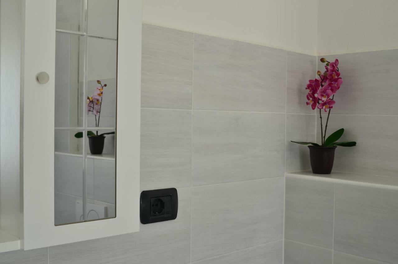 Case Franzero Hotel Levice Bagian luar foto