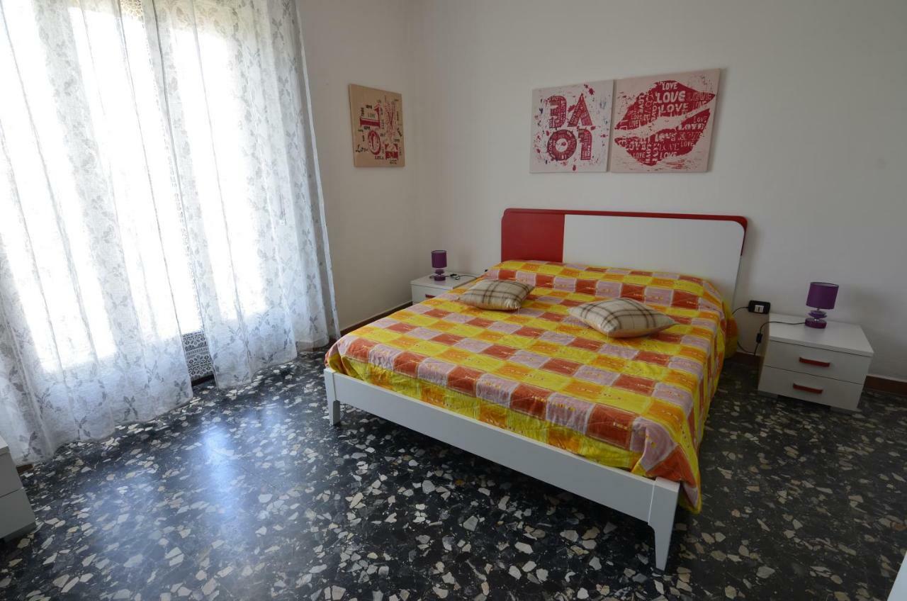 Case Franzero Hotel Levice Bagian luar foto